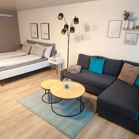 Kleine Auszeit - 2-Zimmer Ferienwohnung Spiez Exterior photo