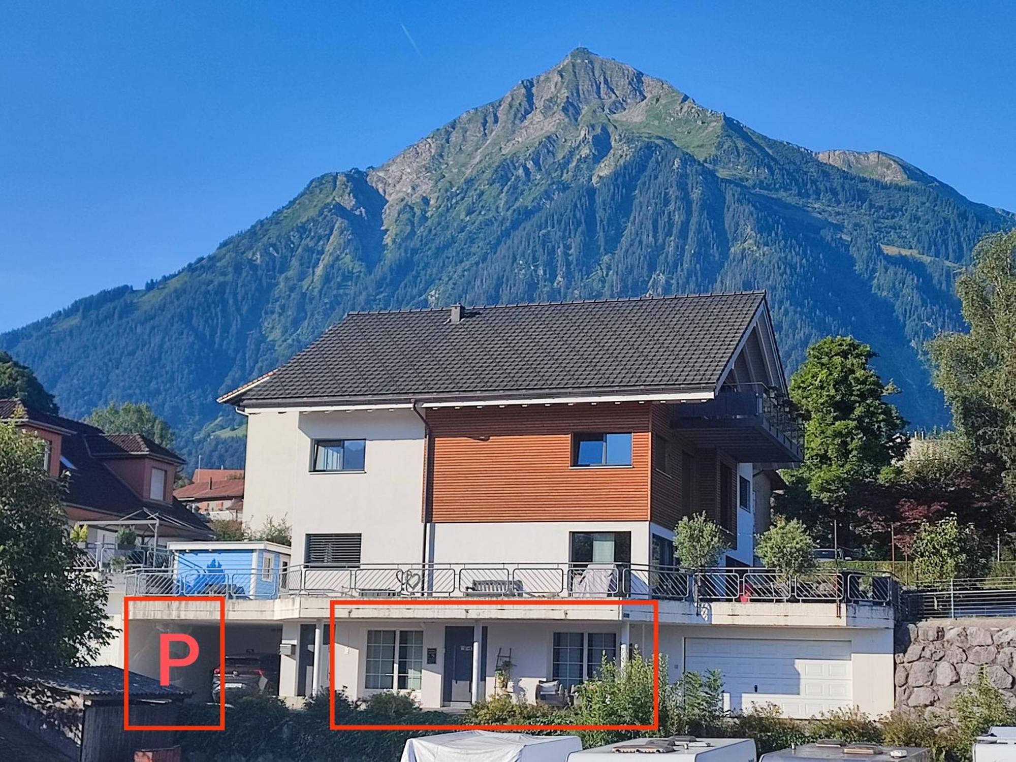 Kleine Auszeit - 2-Zimmer Ferienwohnung Spiez Exterior photo